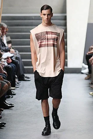 Look 18